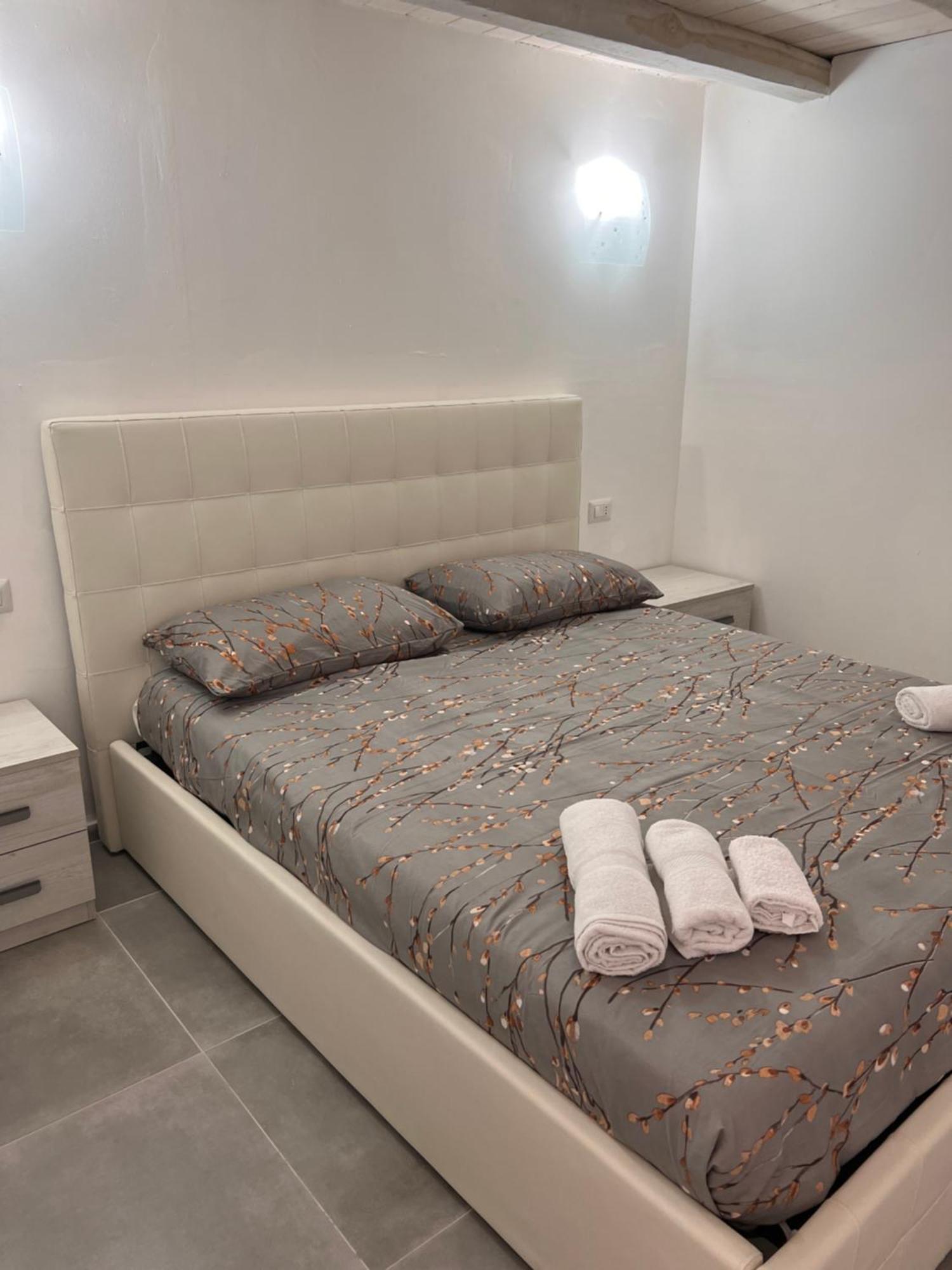 Urban Charme Loft Apartment Dorgali Luaran gambar