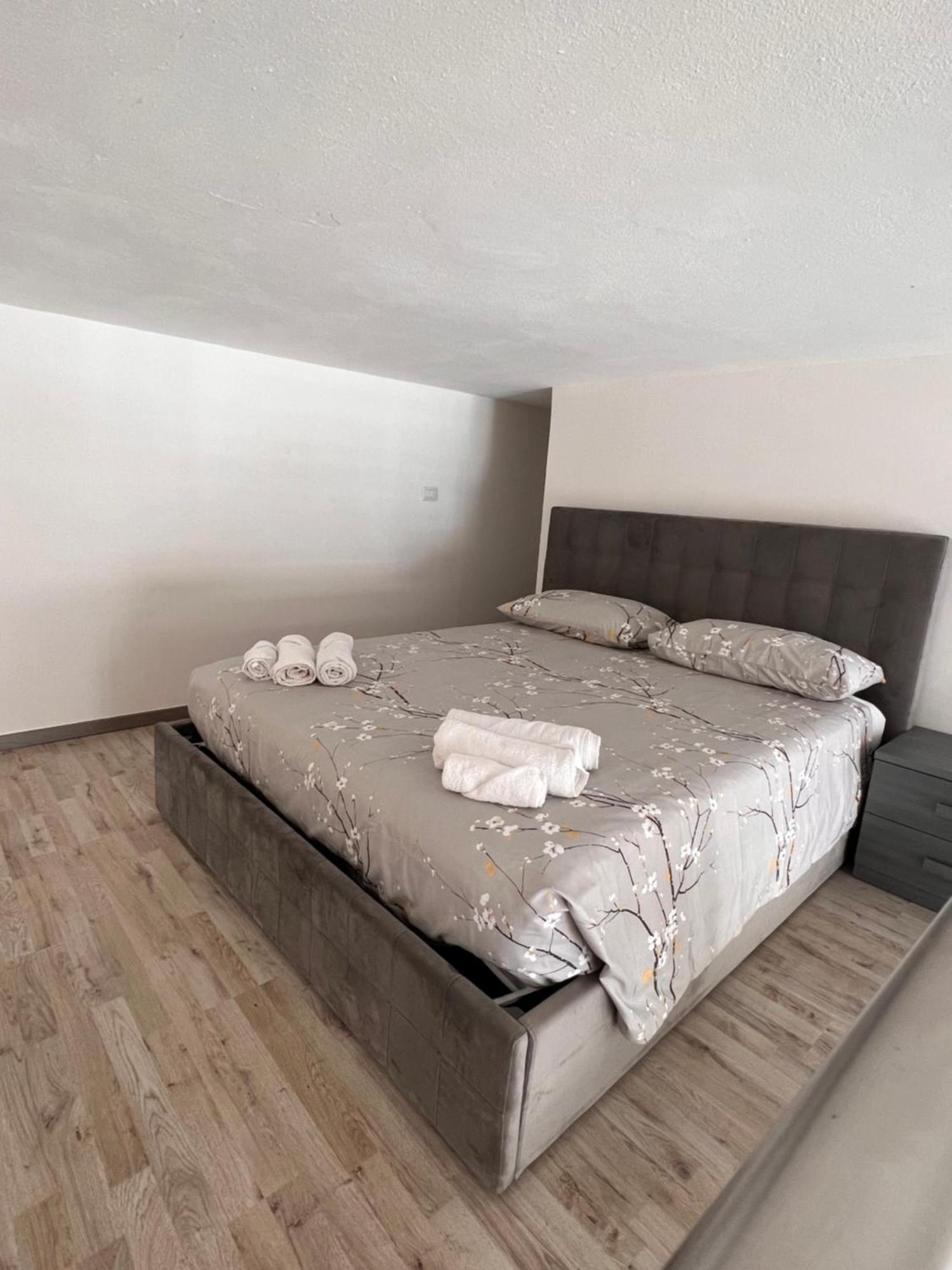 Urban Charme Loft Apartment Dorgali Luaran gambar